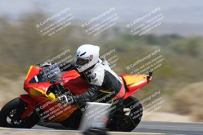 media/May-25-2025-TrackXperience (Sun) [[393a69de75]]/Level 3/Session 2 Turn 2 Inside Pans/